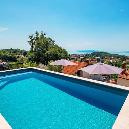 Srok Apartments With Pool Kastav Exteriér fotografie