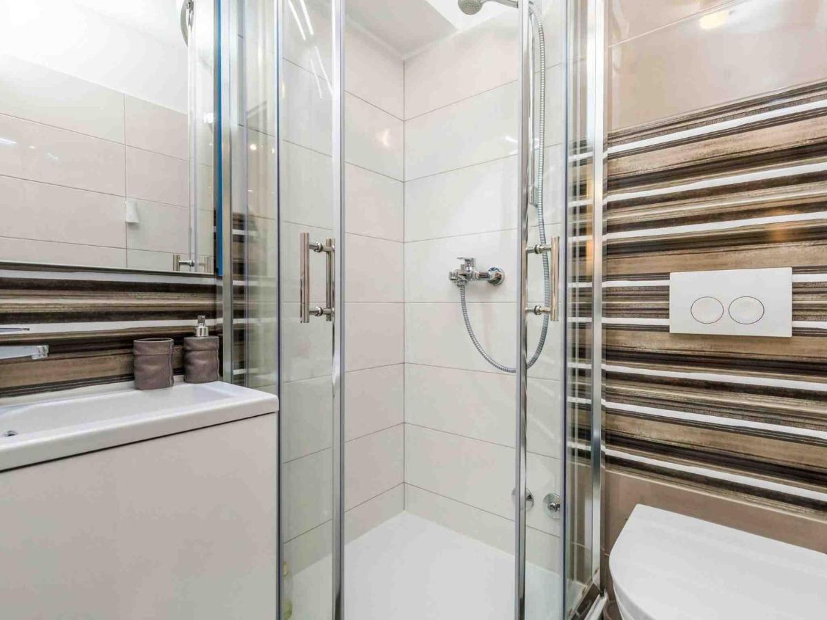 Srok Apartments With Pool Kastav Pokoj fotografie