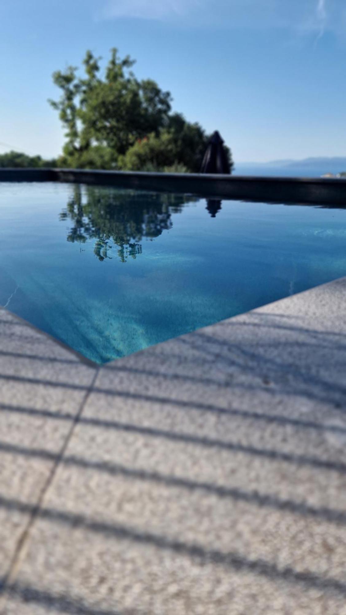 Srok Apartments With Pool Kastav Exteriér fotografie